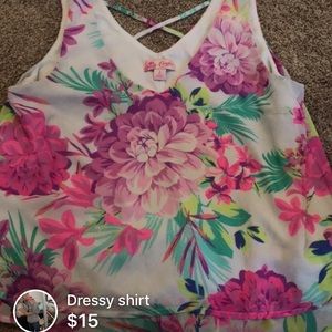 Multiple things for sale scroll through pictures